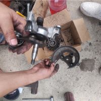 上海浦東割草機(jī)維修，現(xiàn)場(chǎng)歐瑪/三菱TU43割草機(jī)維修，立等可取